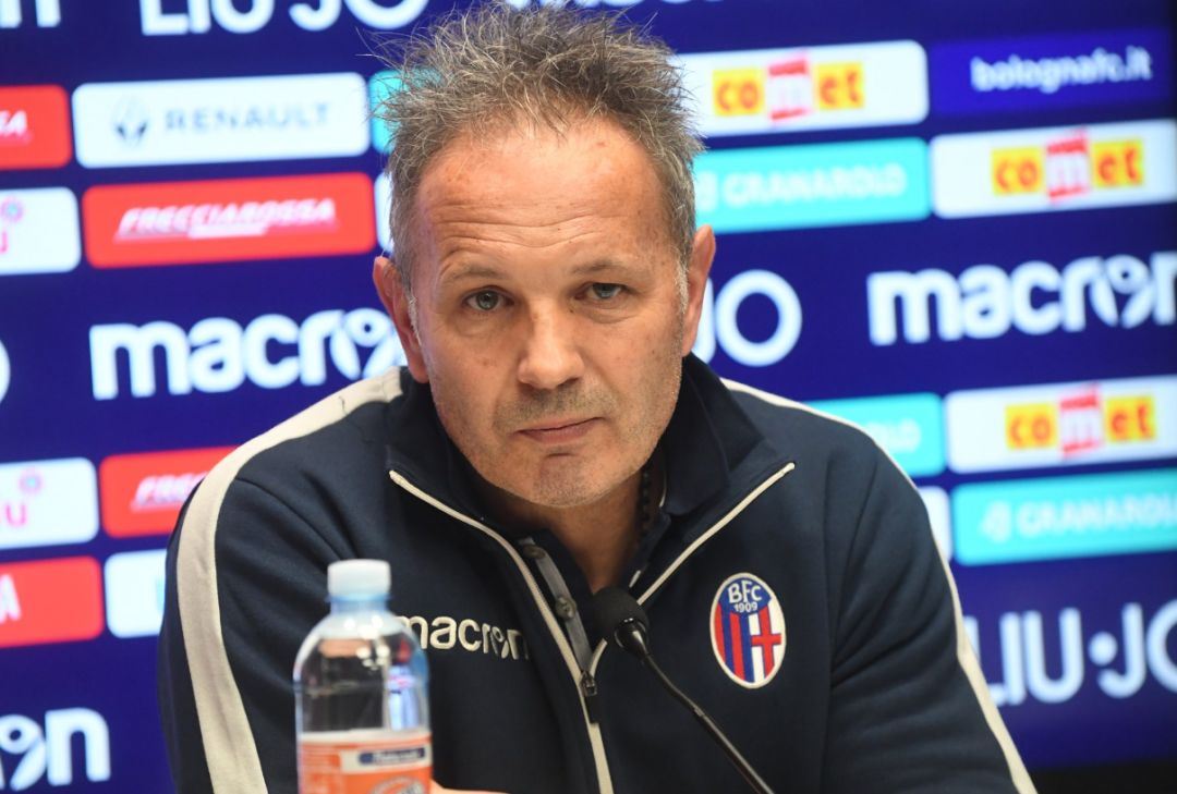 场的对抗更 场的对抗更