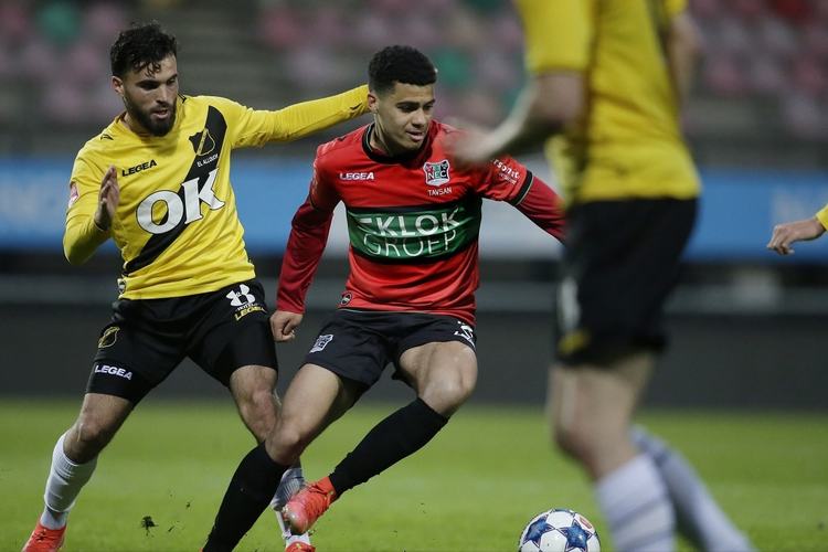 尽管全场比 尽管全场比